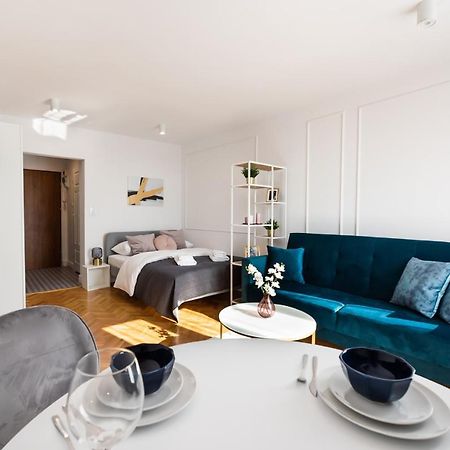 Metro Dworzec Gdanski Elegant Studio Διαμέρισμα Βαρσοβία Εξωτερικό φωτογραφία