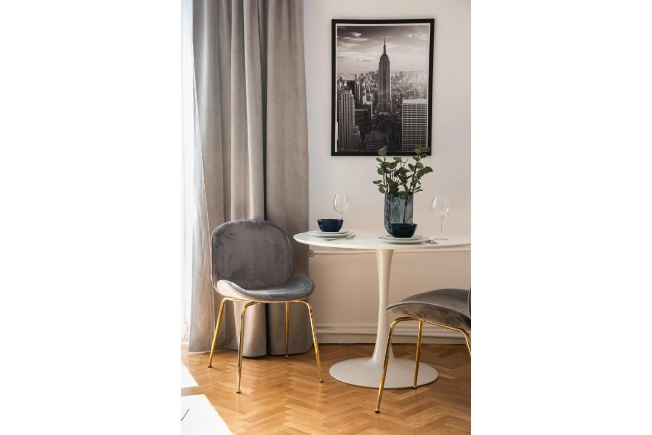 Metro Dworzec Gdanski Elegant Studio Διαμέρισμα Βαρσοβία Εξωτερικό φωτογραφία